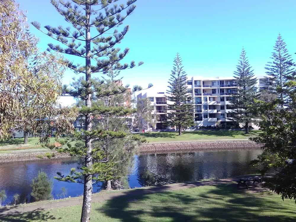 Palm Court Motor Inn Port Macquarie Exterior foto